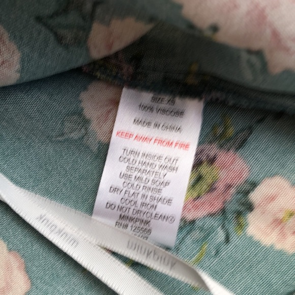 MinkPink Green Mint Spaghetti Straps Floral Button Down Camisole Top Blo… - Picture 6 of 6